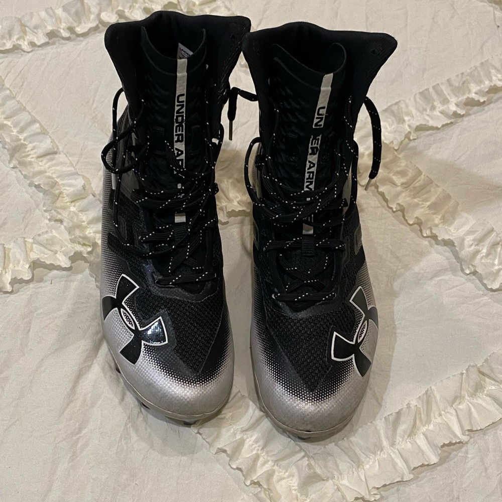 Men’s Under Armour Football Cleats